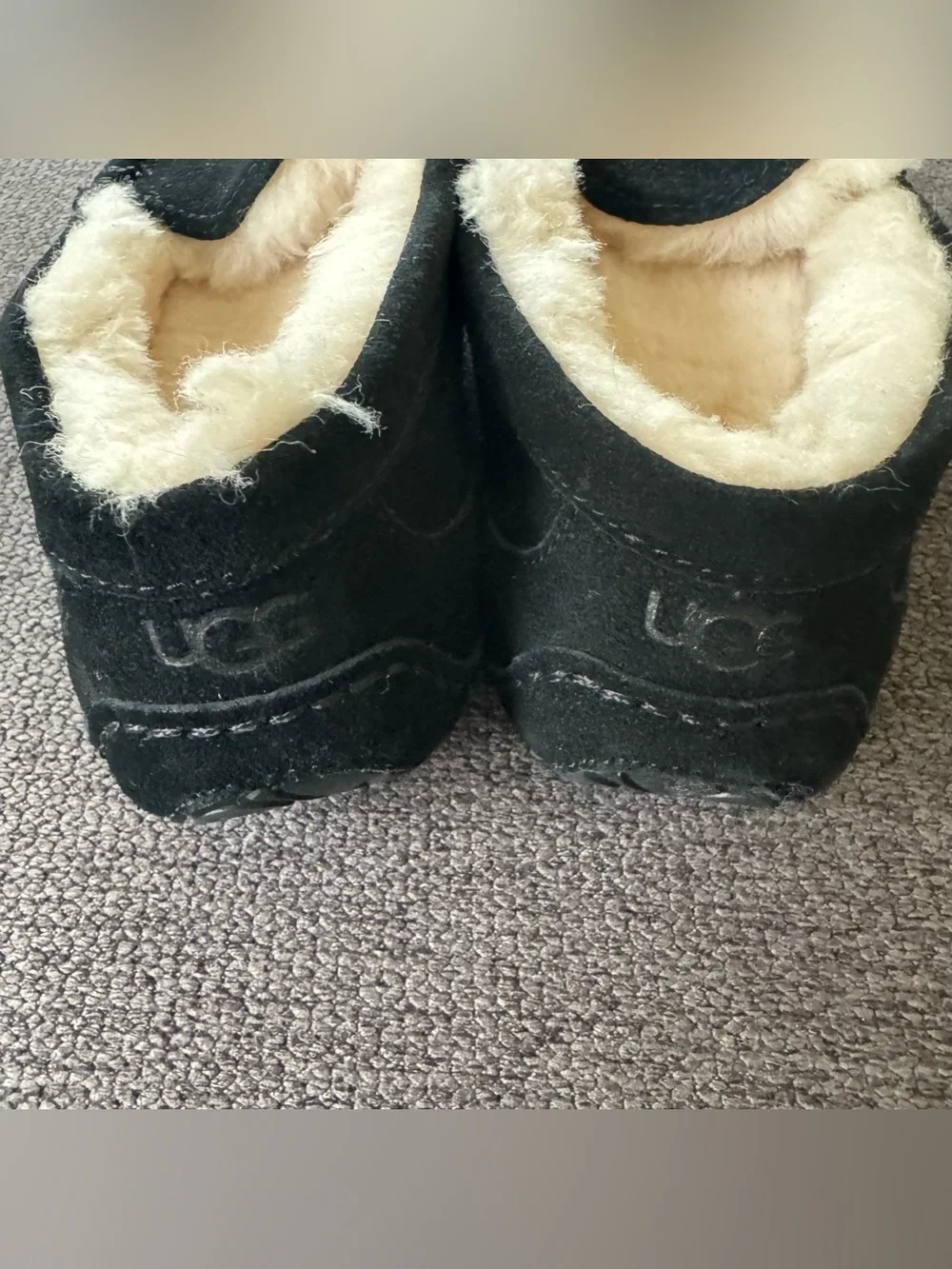 UGG Plush Black Suede Kids' Slippers Moccasin Slip on Boy Girl Lined Wool 2 NWOT